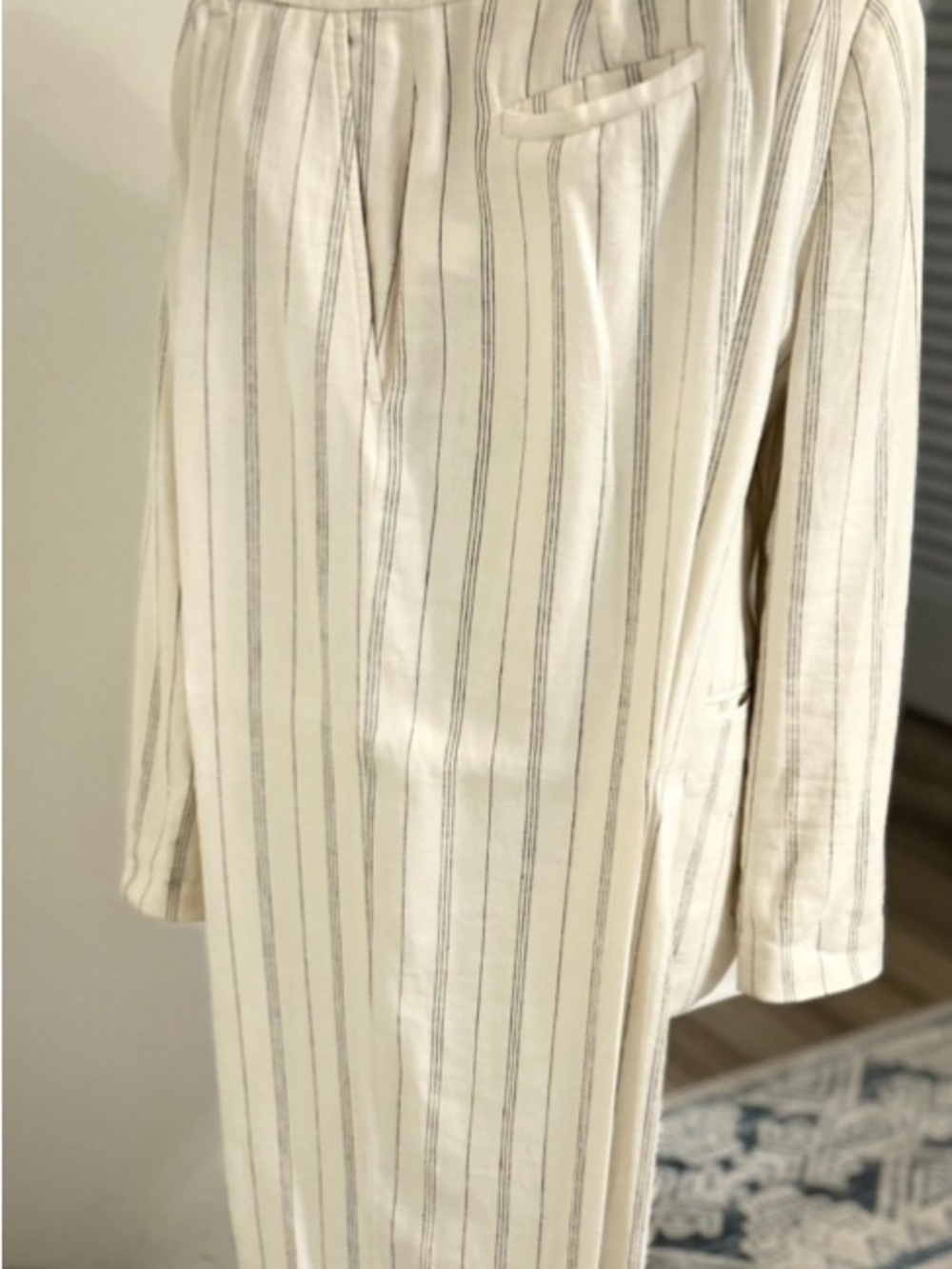 Lauren Ralph Lauren Cream Pinstripe Linen Blazer and Wide-Leg Trousers - Picture 3 of 16